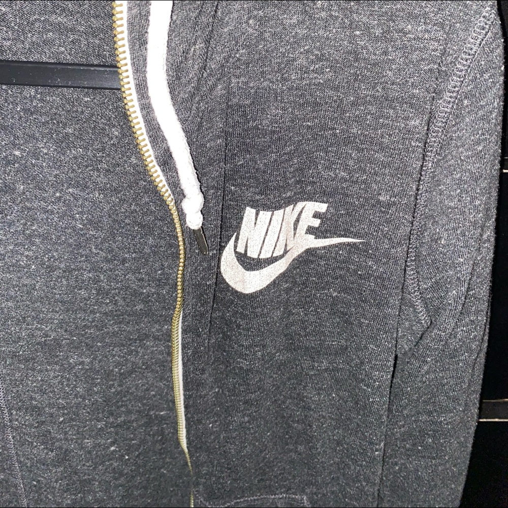 Nike zip up jacket